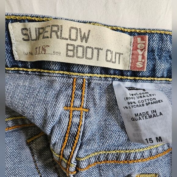 Levi's 518 Jeans Womens 15M (36x30)  Superlow Bootcut Medium Wash Denim Mid Rise - Picture 2 of 10